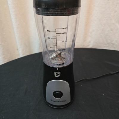 Mini Kitchen appliances for one - small mixer - small blender - and small food processor