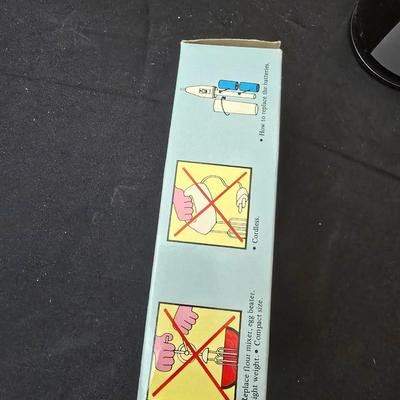 Mini Kitchen appliances for one - small mixer - small blender - and small food processor