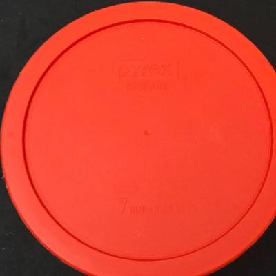 Pyrex glass lidded food storage containers