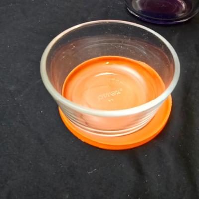 Pyrex glass lidded food storage containers