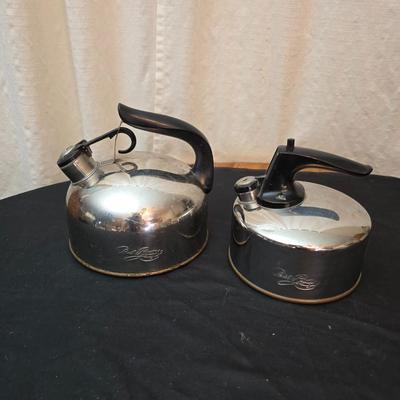 Let's have some fall tea! Two reverwear tea kettles with sets of mugs and some Carmel apple tea to share