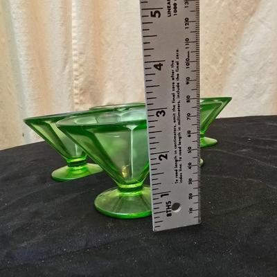Vintage Green glass Federal Depression Vaseline Uranium Glass Sherbet Dessert Cups Set of 6 (1 of 2)