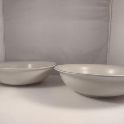 Pfaltzgraff Pottery Pair of 3 Quart 12" Bowls- Only One is Marked