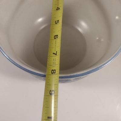 Pfaltzgraff Yorktowne Pottery Batter Bowl with Handle and Spout