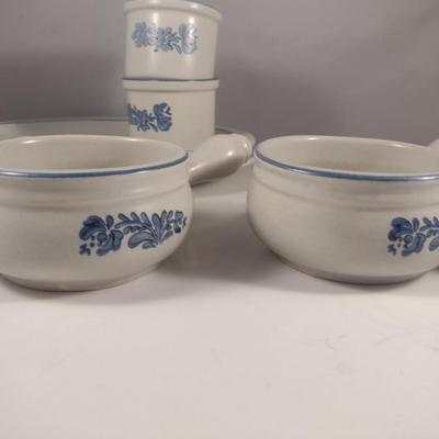 Collection of Assorted Pfaltzgraff Yorktowne Pottery