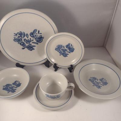 Pfaltzgraff Yorktowne Pottery Dinnerware- Approx 68 Pieces
