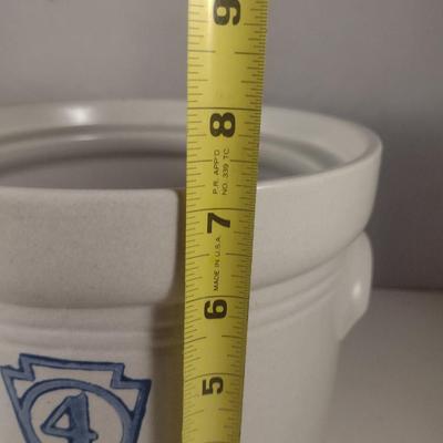 Pfaltzgraff Yorktowne Pottery Keystone Extra Large Canister with Lid