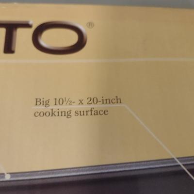 Presto Electric Griddle- Approx 10 1/2" x 20"