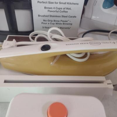 Collection of Kitchen Appliances