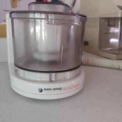 Collection of Kitchen Appliances