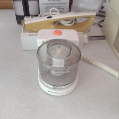 Collection of Kitchen Appliances