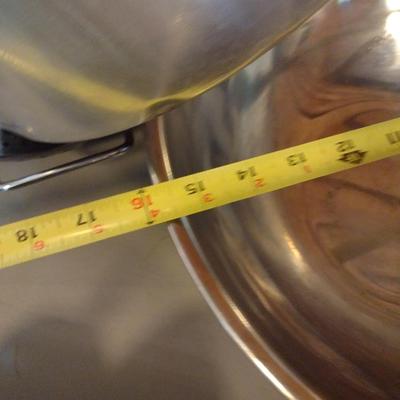 Collection of Kitchen Ware