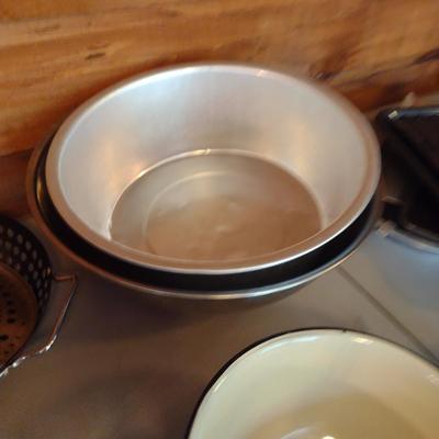 Collection of Kitchen Ware