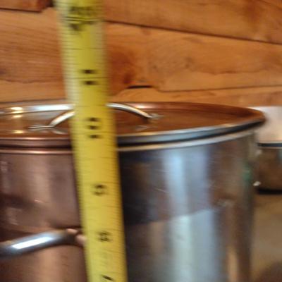 Collection of Kitchen Ware