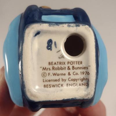 Beswick England Beatrix Potter 'Mrs. Rabbit & Bunnies' Figurine- Approx 3 1/2" Tall