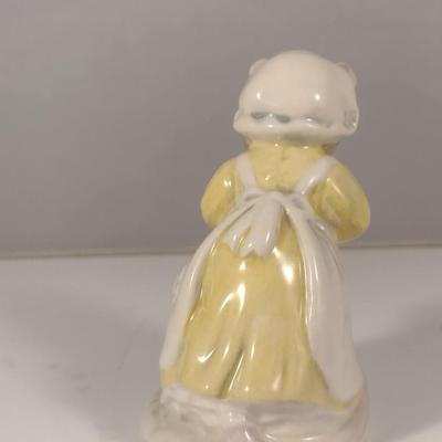 Royal Doulton 'Mrs. Crustybread' Figurine- Approx 3 1/2" Tall