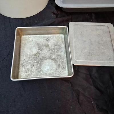 Make a cake - any kind of cake! With stainless steel cake cover and more