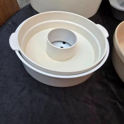 Make a cake - any kind of cake! With stainless steel cake cover and more