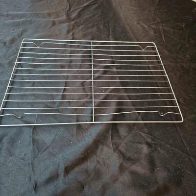 Pies, Bundt cakes, spring pans, bread pans, and more