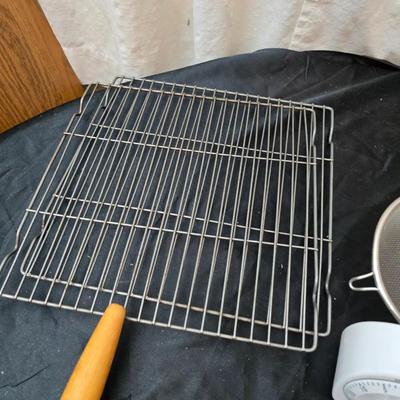 Baking utensils - Spatulas - measuring cups - measuring spoons and so much more!