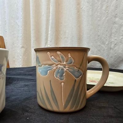 Small Mini drip coffee pot, six coffee mugs and a rose painted England made metal tray