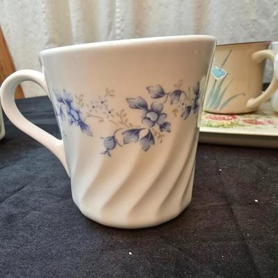 Small Mini drip coffee pot, six coffee mugs and a rose painted England made metal tray