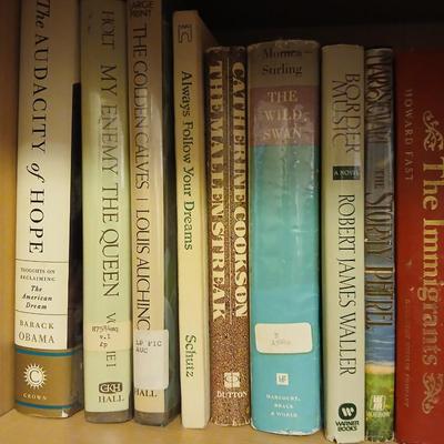 Assortment of hardback books - Robert James Waller - John Sandford - Anne Perry - Colin Dexter and more