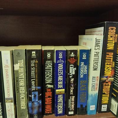 Paperback book collection = James Patterson - Tom Clancy - Patricia Cornwell - John Grisham