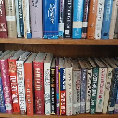 Hardback books - Marcia Muller - Robert Fulchum - Phyllis Whitney and other great authors
