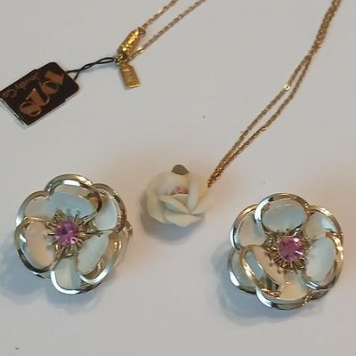 1928 Rose necklace with a pair of vintage clip-on earrings