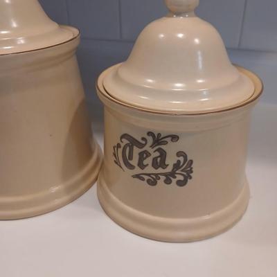 Pfaltzgraff canister set