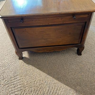 Solid Wood Two Drawer Coffee Table W/ Pull Out Trays (LR-MG)