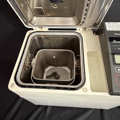 Panasonic Bread Maker, Sunbeam Toaster & Mr Coffee (G-MG)