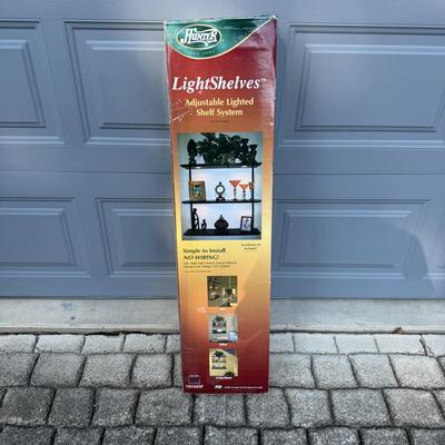 NIB Hunter Lighted Shelf (G-MG)