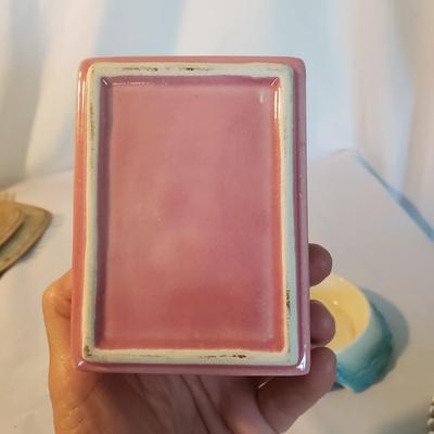 Vintage Vanity-Avon, Souvenire Knives, Jewelry and More (D-KD)