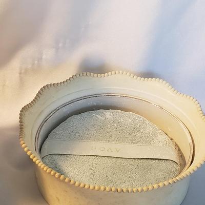 Vintage Vanity-Avon, Souvenire Knives, Jewelry and More (D-KD)