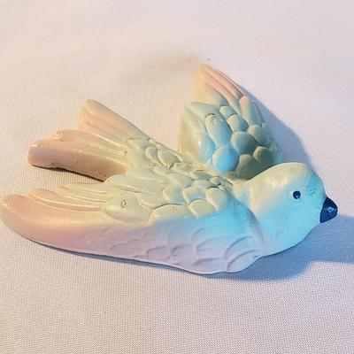 Vintage Vanity-Avon, Souvenire Knives, Jewelry and More (D-KD)