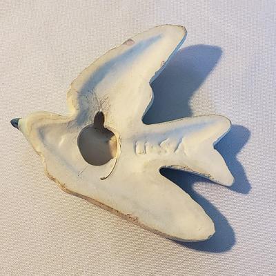 Vintage Vanity-Avon, Souvenire Knives, Jewelry and More (D-KD)