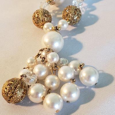 Vintage Vanity-Avon, Souvenire Knives, Jewelry and More (D-KD)