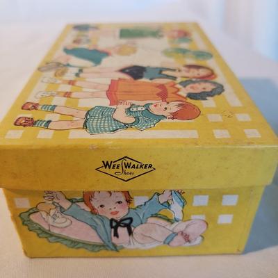 Vintage Vanity-Avon, Souvenire Knives, Jewelry and More (D-KD)