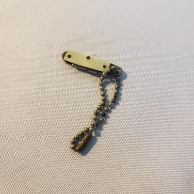 Vintage Vanity-Avon, Souvenire Knives, Jewelry and More (D-KD)