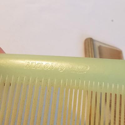 Vintage Vanity-Avon, Souvenire Knives, Jewelry and More (D-KD)