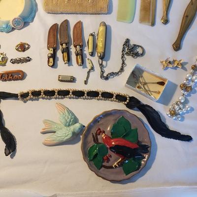 Vintage Vanity-Avon, Souvenire Knives, Jewelry and More (D-KD)