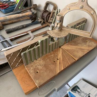 Selection of Hand Tools (G-MG)