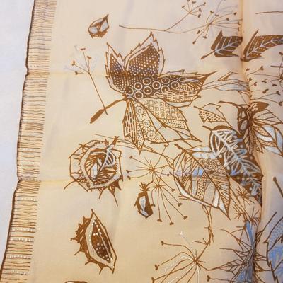 Antique and Vintage Linens, Chifon Scarves, Gloves and More (D-KD)