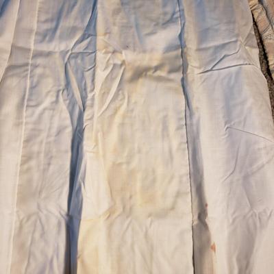 Antique and Vintage Linens, Chifon Scarves, Gloves and More (D-KD)