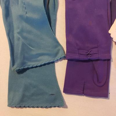 Antique and Vintage Linens, Chifon Scarves, Gloves and More (D-KD)