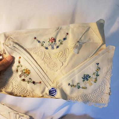 Antique and Vintage Linens, Chifon Scarves, Gloves and More (D-KD)