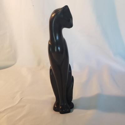 MCM Carved Cat (D-KD)