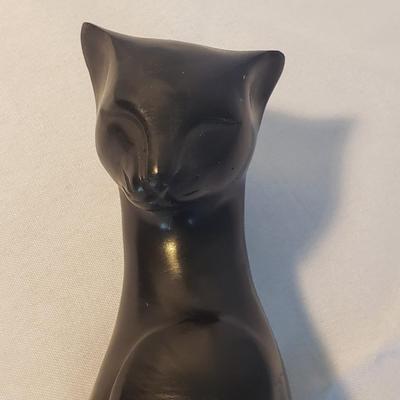 MCM Carved Cat (D-KD)